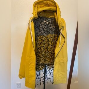 Women’s, yellow, rain jacket, size XL